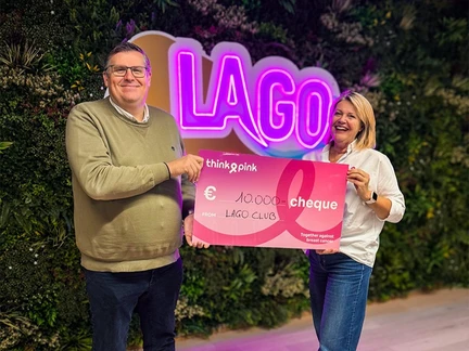LAGO CLUB overhandiging cheque aan Think Pink