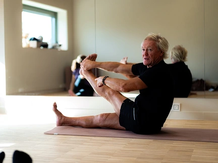Man doet mee aan pilates introductieles