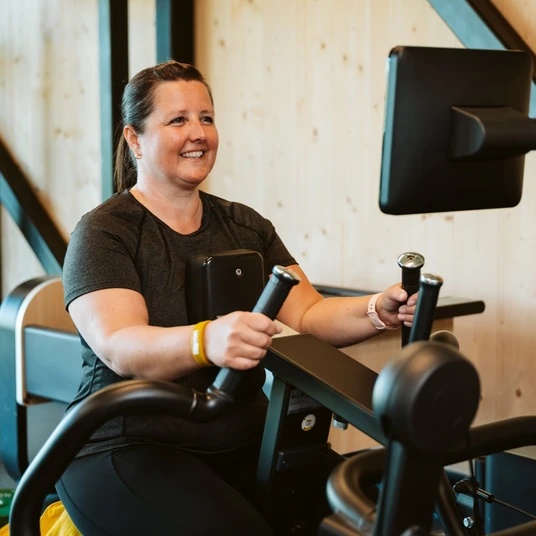 LAGO CLUB Kortrijk vrouw op biocircuit