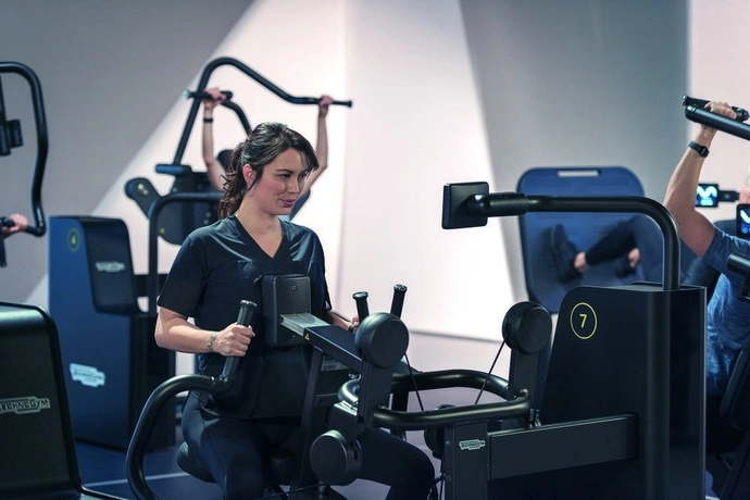 LAGO CLUB fitness biocircuit vrouw