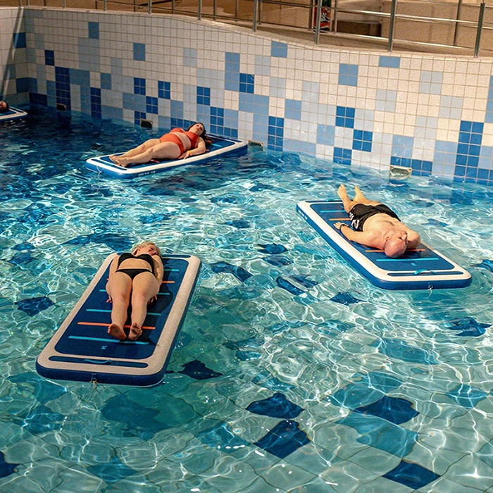 LAGO CLUB aquayoga